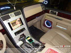 Lincoln Navigator/リンカーンナビゲーター カーオーディオ [TRIGGER]